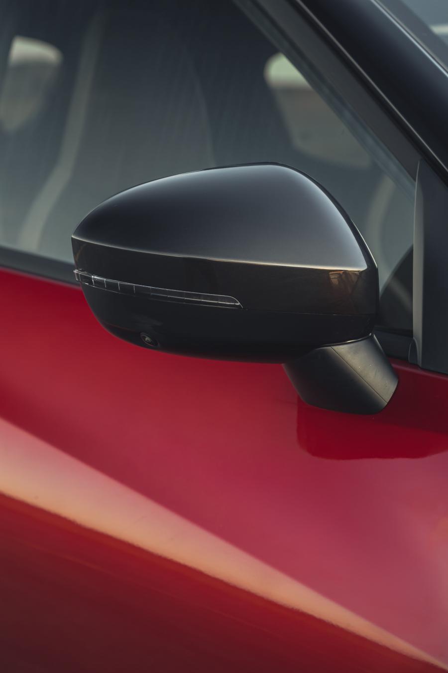 Детали экстерьера Nissan Juke 2019 года  (UK) (фото 24 из 40)